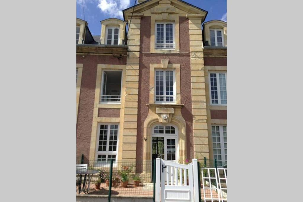 La maison d'à côté May-sur-Orne Exterior foto